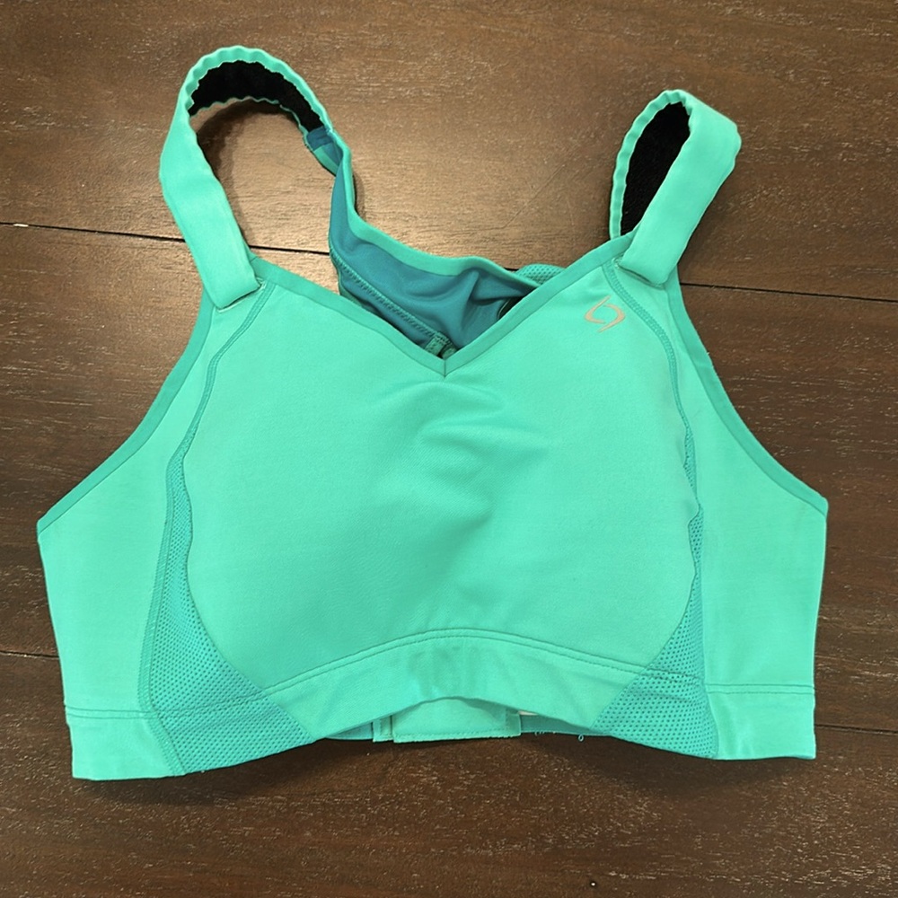 Moving Comfort High Impact Sports Bra